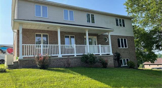 Photo of 136 Scenic Hills Dr, Parkersburg, WV 26104