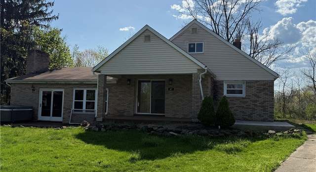 Photo of 47 Westmont Ln, Wintersville, OH 43953