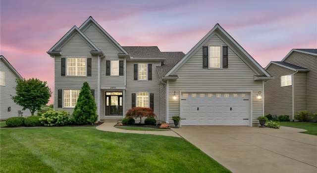 Photo of 1003 Wyndham Ln, Sandusky, OH 44870