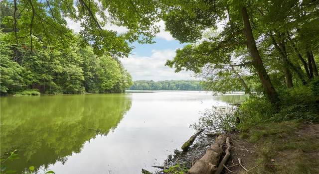 Photo of 2835 Sunnybrook Rd, Mogadore, OH 44260