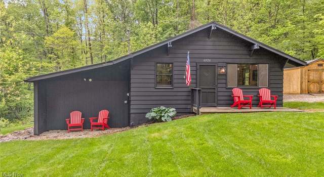 Photo of 6026 Concord Dr, Bowerston, OH 44695