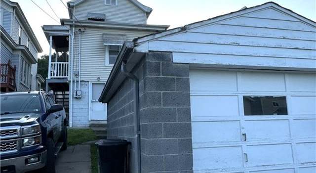 Photo of 812 Virginia St, Martins Ferry, OH 43935