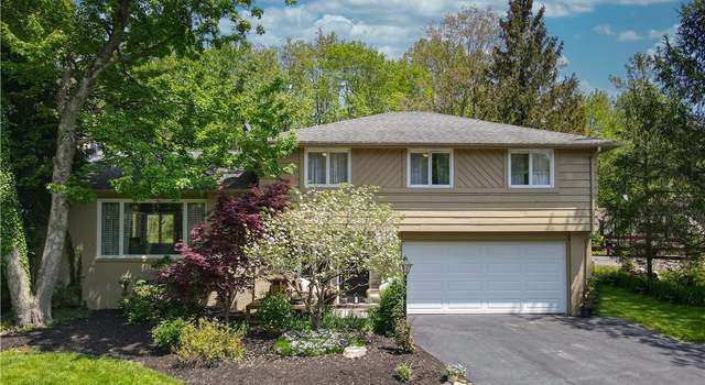 Photo of 30 Skyline Dr, Chagrin Falls, OH 44022