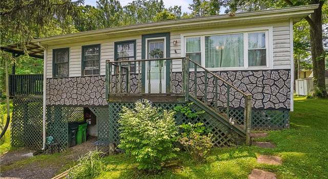 Photo of 1440 Meadowbrook Blvd, Stow, OH 44224