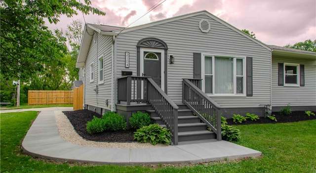 Photo of 2104 Hackberry St, Akron, OH 44301
