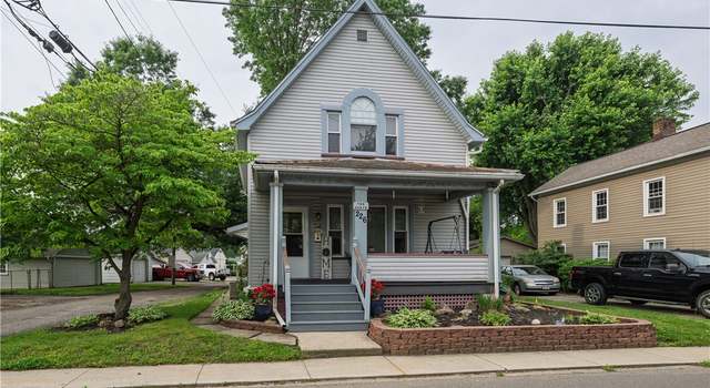 Photo of 226 NW Minnich Ave, New Philadelphia, OH 44663
