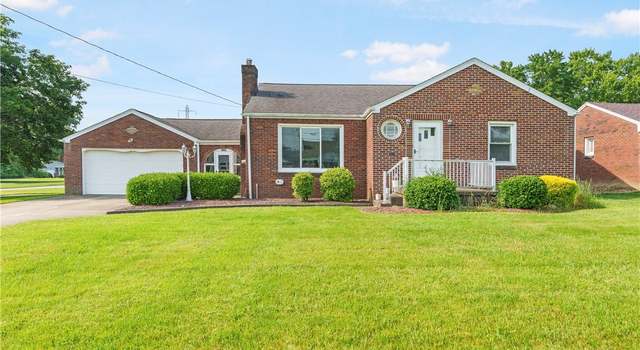 Photo of 230 Hamilton Blvd, Struthers, OH 44471