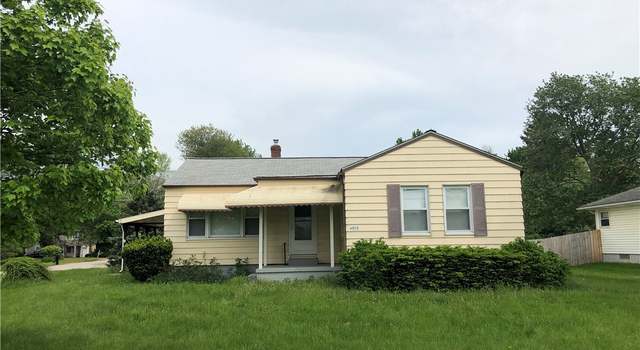 Photo of 4979 Hudson Dr, Stow, OH 44224