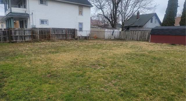 Photo of 1610 Crestline Ave, Cleveland, OH 44109