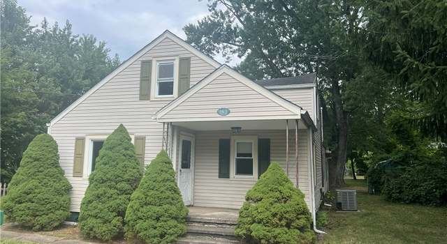 Photo of 1463 4th St, Lakemore, OH 44250