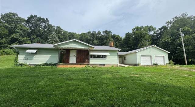 Photo of 3265 Yorkview Rd SW, New Philadelphia, OH 44663