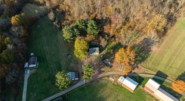 Photo of 2432 Valley View Ln, New Philadelphia, OH 44663