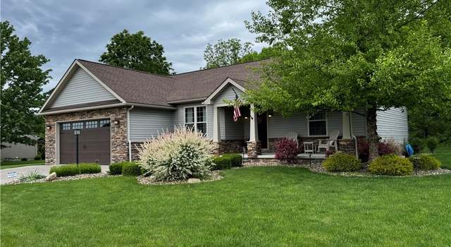 Photo of 52 Cedars Dr, Poland, OH 44514