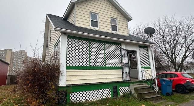 Photo of 213 W 16th St, Lorain, OH 44052