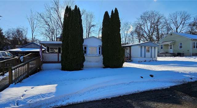 Photo of 104 & 106 North St, Brilliant, OH 43913