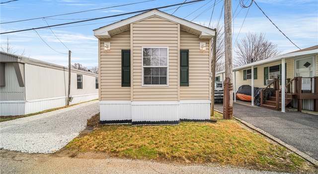 Photo of 9151 Mentor Ave Unit E19, Mentor, OH 44060