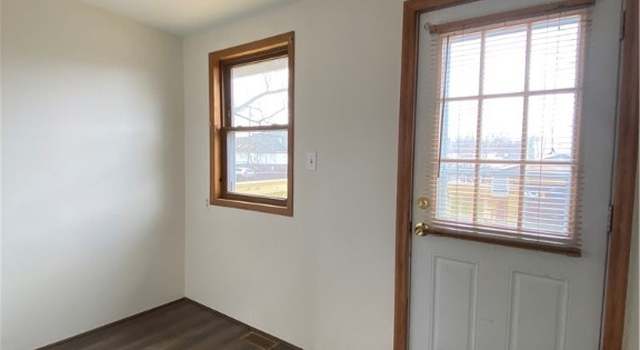 Photo of 332 W Pershing St, Salem, OH 44460