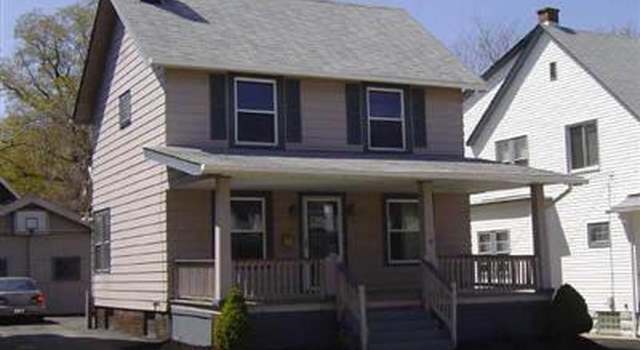 Photo of 1302 Gladys Ave, Lakewood, OH 44107