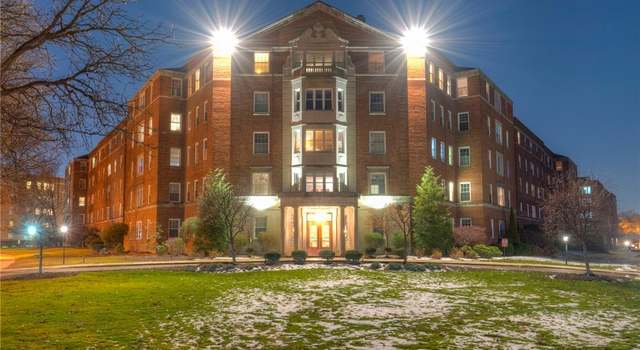 Photo of 13800 Fairhill Rd, Cleveland, OH 44120
