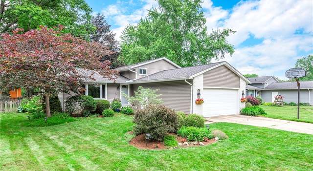 Photo of 6415 Ridge Plaza Dr, North Ridgeville, OH 44039
