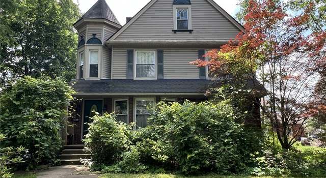 Photo of 308 E Iron Ave, Dover, OH 44622