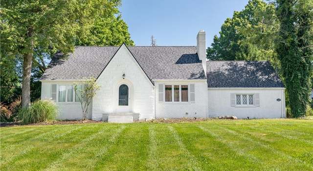Photo of 3437 Fulton Dr NW, Canton, OH 44718
