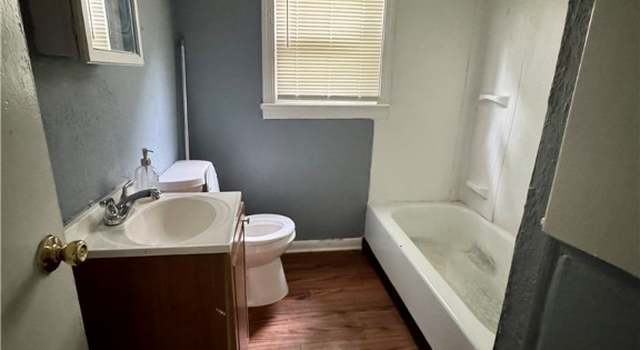 Photo of 1372 Frederick Blvd, Akron, OH 44320