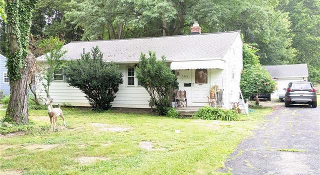 Photo of 7567 Inland Dr, Olmsted Falls, OH 44138