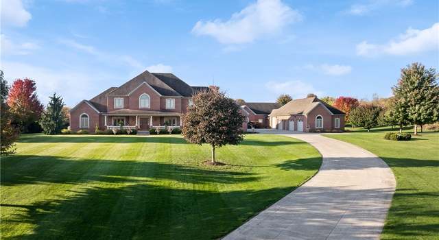 Photo of 2142 State St NW, Uniontown, OH 44685