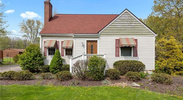 Photo of 7684 Fitch Rd, Olmsted Twp, OH 44138