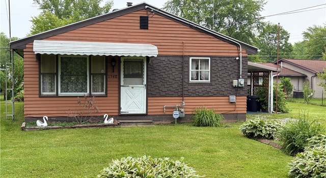 Photo of 1548 Warchester Ave, Lake Milton, OH 44429