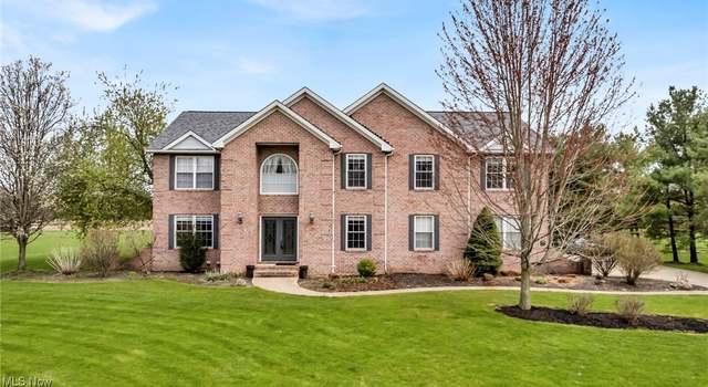Photo of 39011 Arbor Ct, Grafton, OH 44044