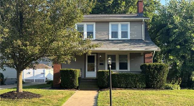Photo of 1015 Oakwood Ave NE, Massillon, OH 44646