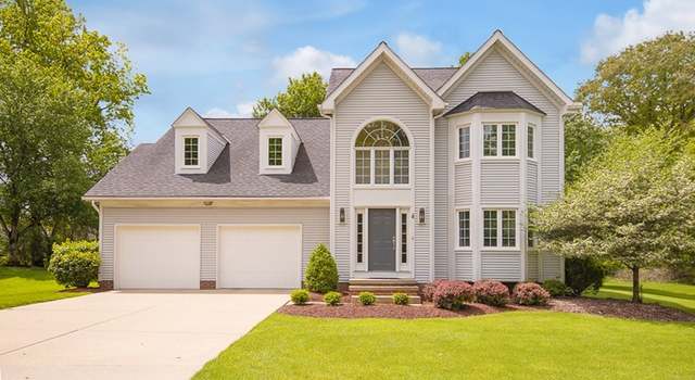 Photo of 832 Greenwood Pkwy, Sagamore Hills, OH 44067