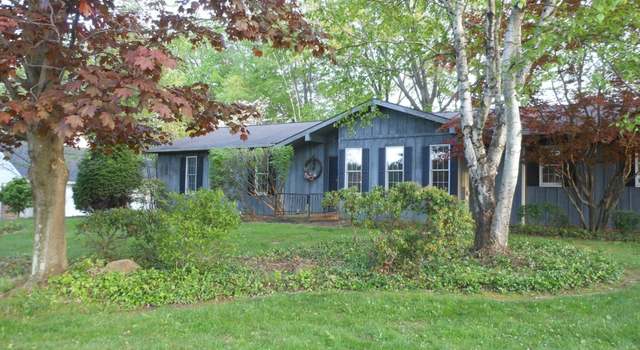 Photo of 1231 Southridge Dr, Salem, OH 44460