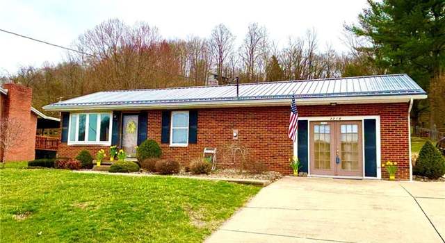 Photo of 2218 Lindy Cir, St Marys, WV 26170