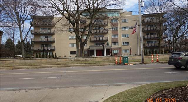 Photo of 255 N Portage Path #208, Akron, OH 44303