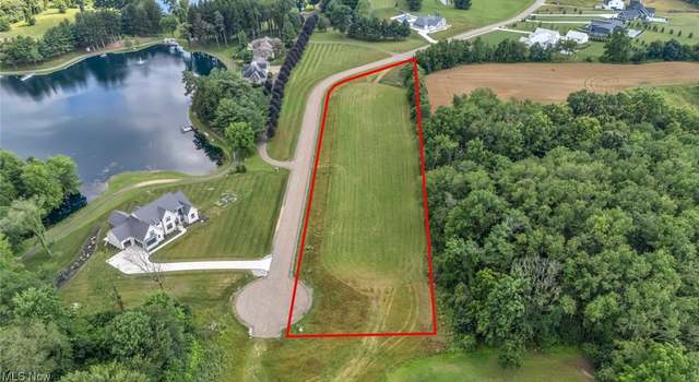 Photo of White Pine Ave NE, Hartville, OH 44632