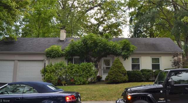 Photo of 415 Upland Rd, Bay Village, OH 44140