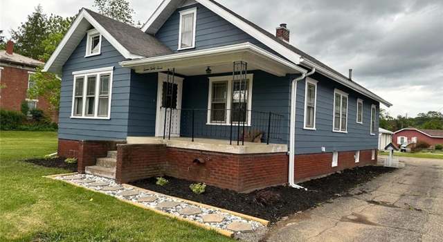 Photo of 1637 E High Ave, New Philadelphia, OH 44663
