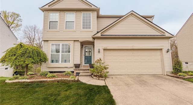 Photo of 2359 Becket Cir, Stow, OH 44224
