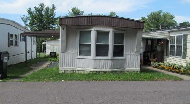 Photo of 9735 Chillicothe Rd #01, Kirtland, OH 44094