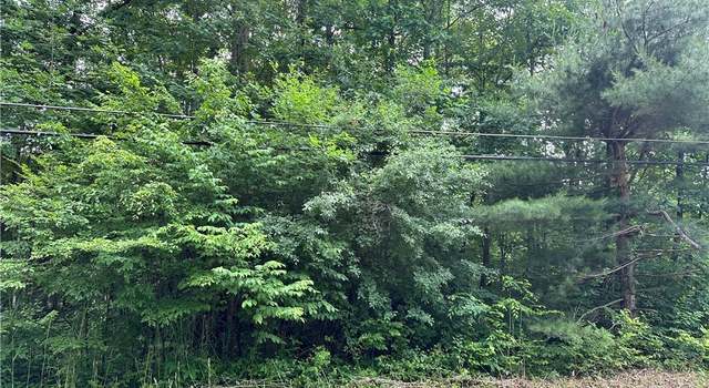 Photo of 730 Rome Rock Creek Rd, Roaming Shores, OH 44084