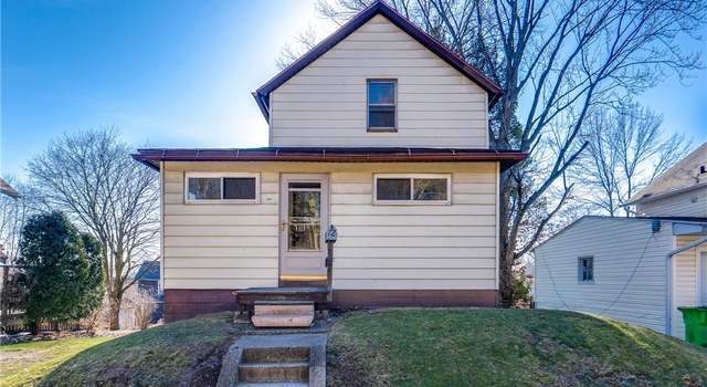 Photo of 72 W Summit St, Barberton, OH 44203