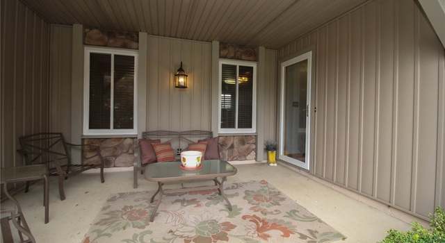 Photo of 7551 Huntington Dr, Youngstown, OH 44512