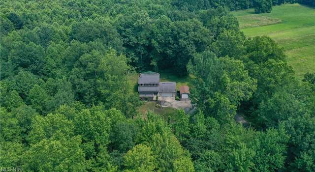 Photo of 6952 New Castle Rd, Lowellville, OH 44436