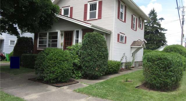Photo of 1015 N Cross St, Dover, OH 44622