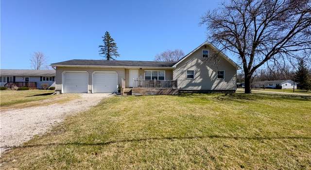 Photo of 901 S Lake St, South Amherst, OH 44001