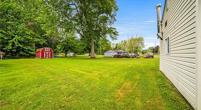 Photo of 6136 Lake Rd W, Ashtabula, OH 44004