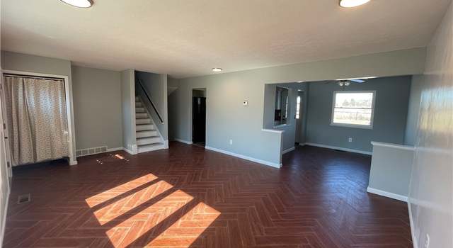 Photo of 167 Bethesda Cir, Elyria, OH 44035